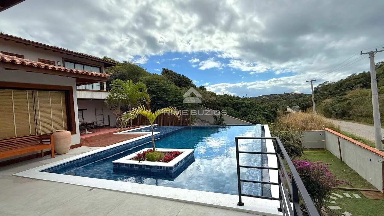 Casa a venda, 5 quartos, 5 suítes, 4 vagas, Brava – Armação dos Búzios/RJ