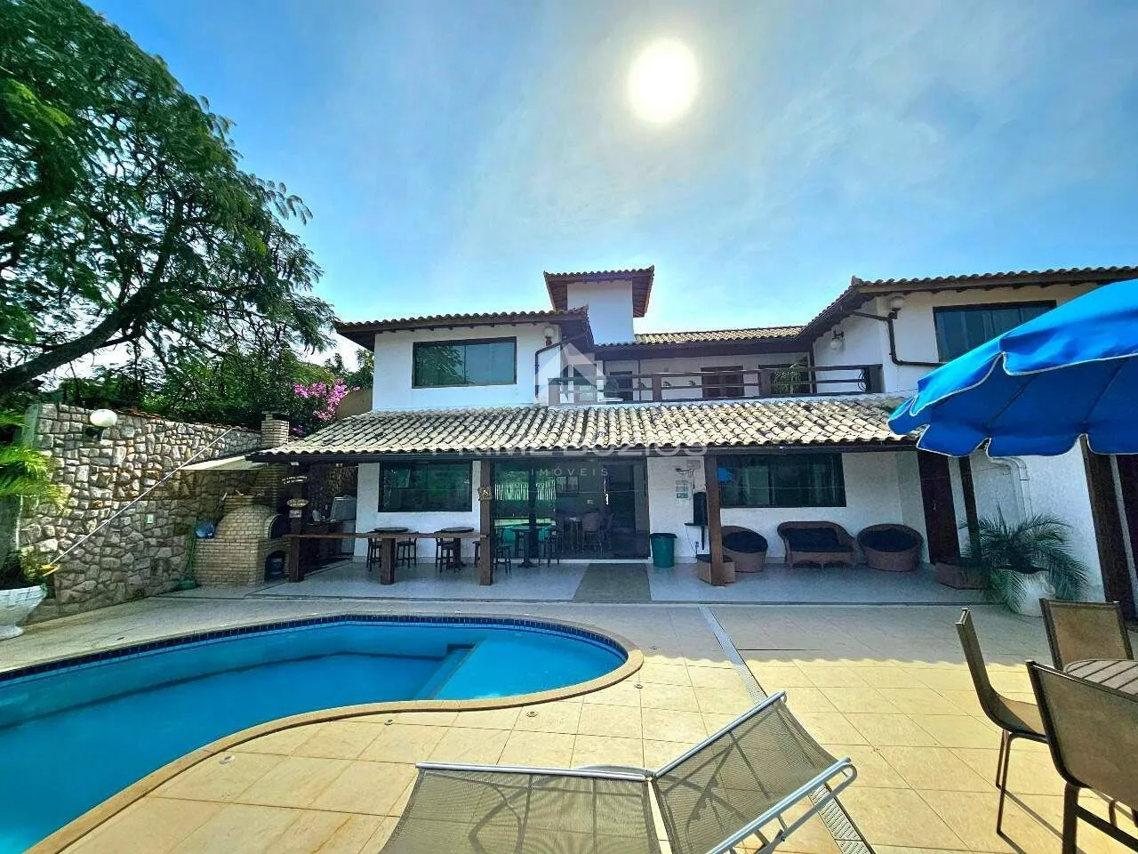 Casa independente a venda, 8 quartos, 8 suítes, 3 vagas, Bosque de Geribá – Armação dos Búzios/RJ
