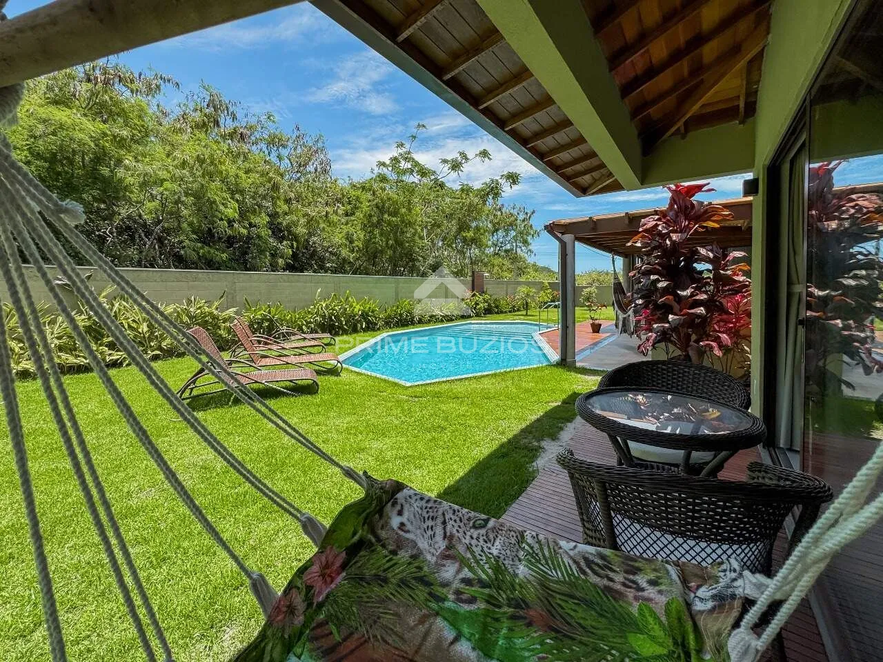 Casa independente a venda, 5 quartos, 5 suítes, 4 vagas, Centro – Armação dos Búzios/RJ