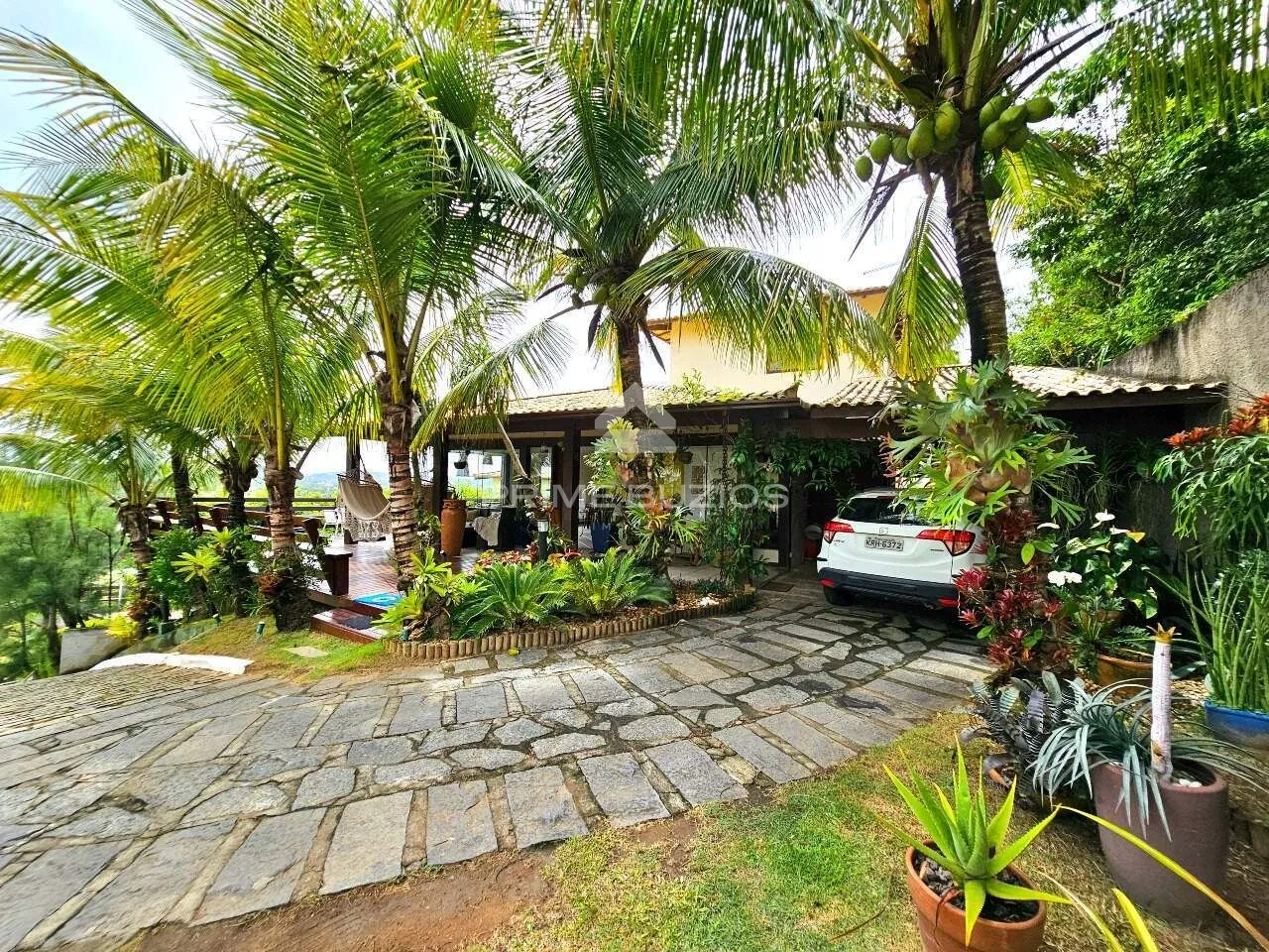 Casa em condomínio a venda, 4 quartos, 3 suítes, 2 vagas, Geribá – Armação dos Búzios/RJ