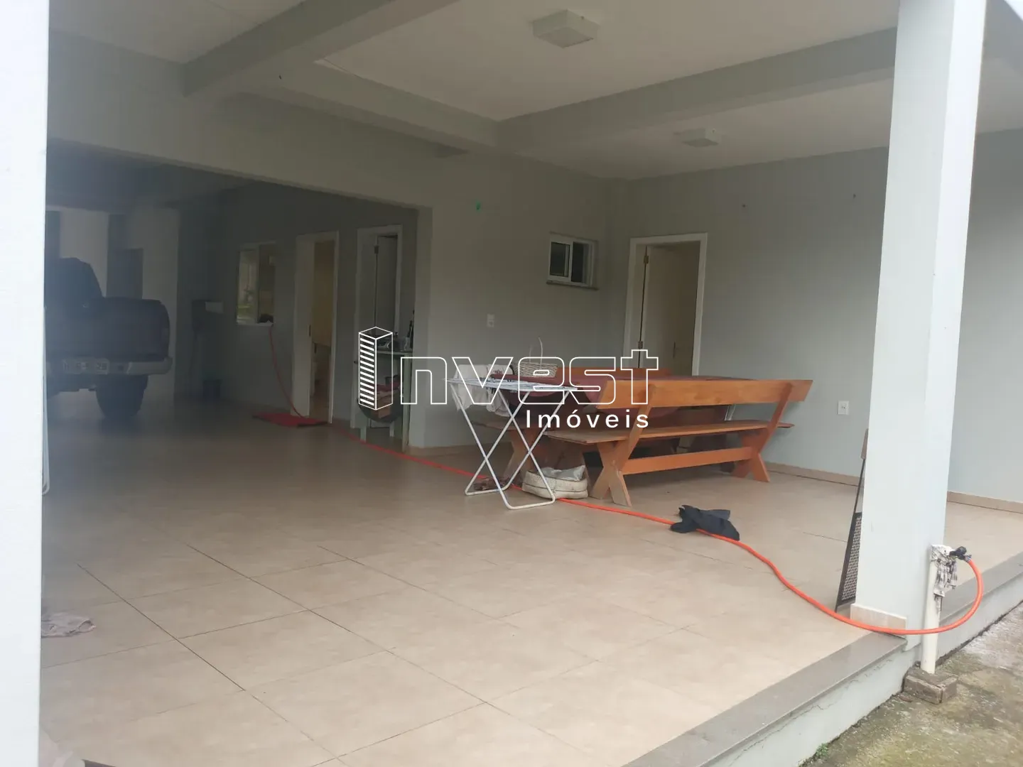 Linda casa em condomínio fechado com vista panorâmica
