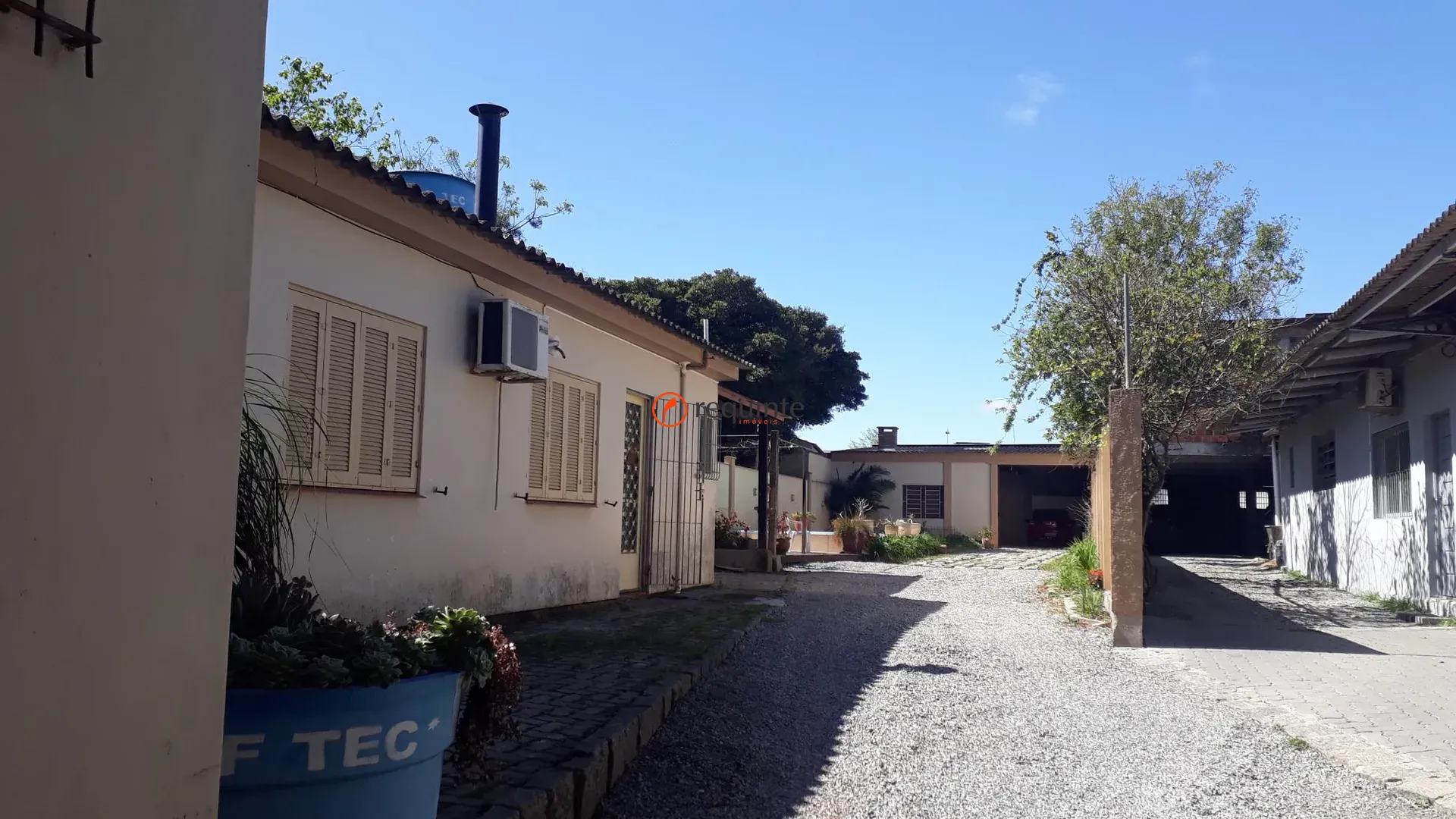 Casa comercial e residencial na FERNANDO OSÓRIO