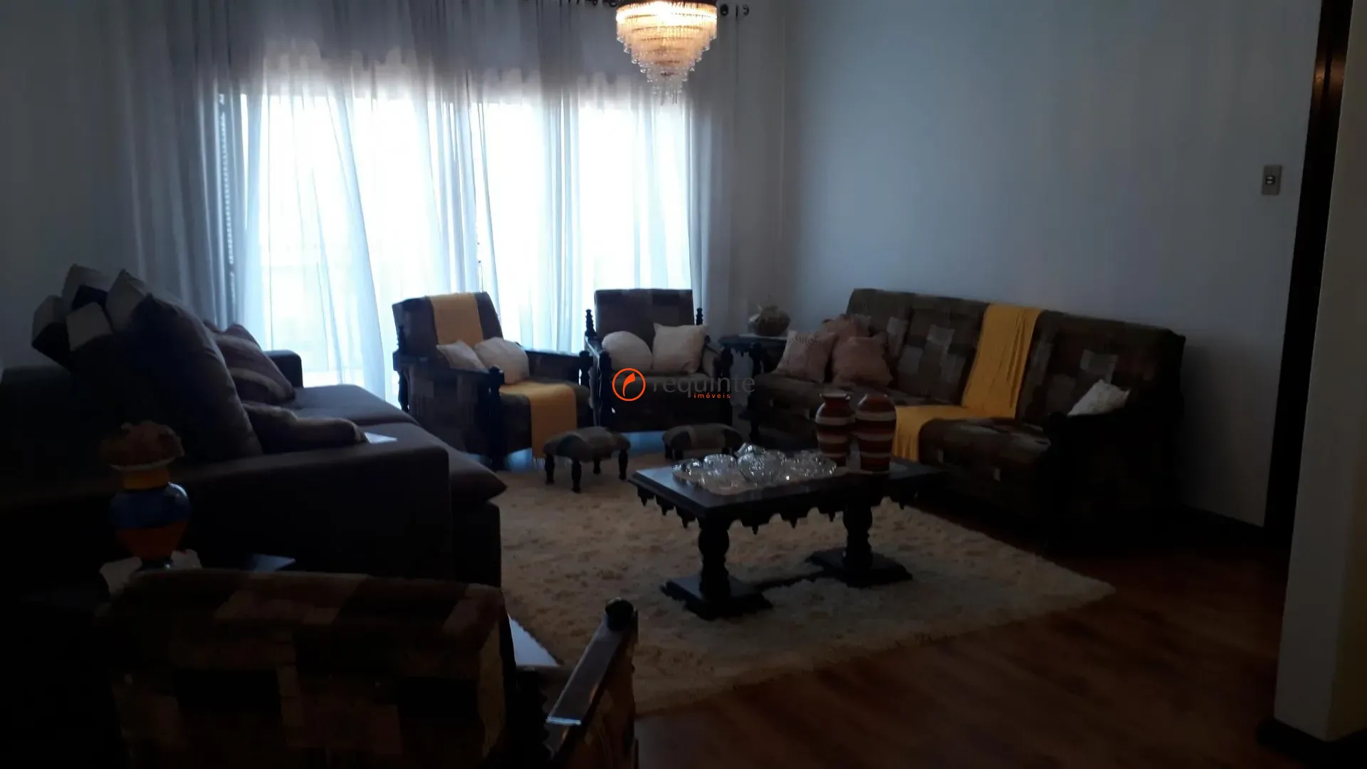 Casa comercial e residencial na FERNANDO OSÓRIO