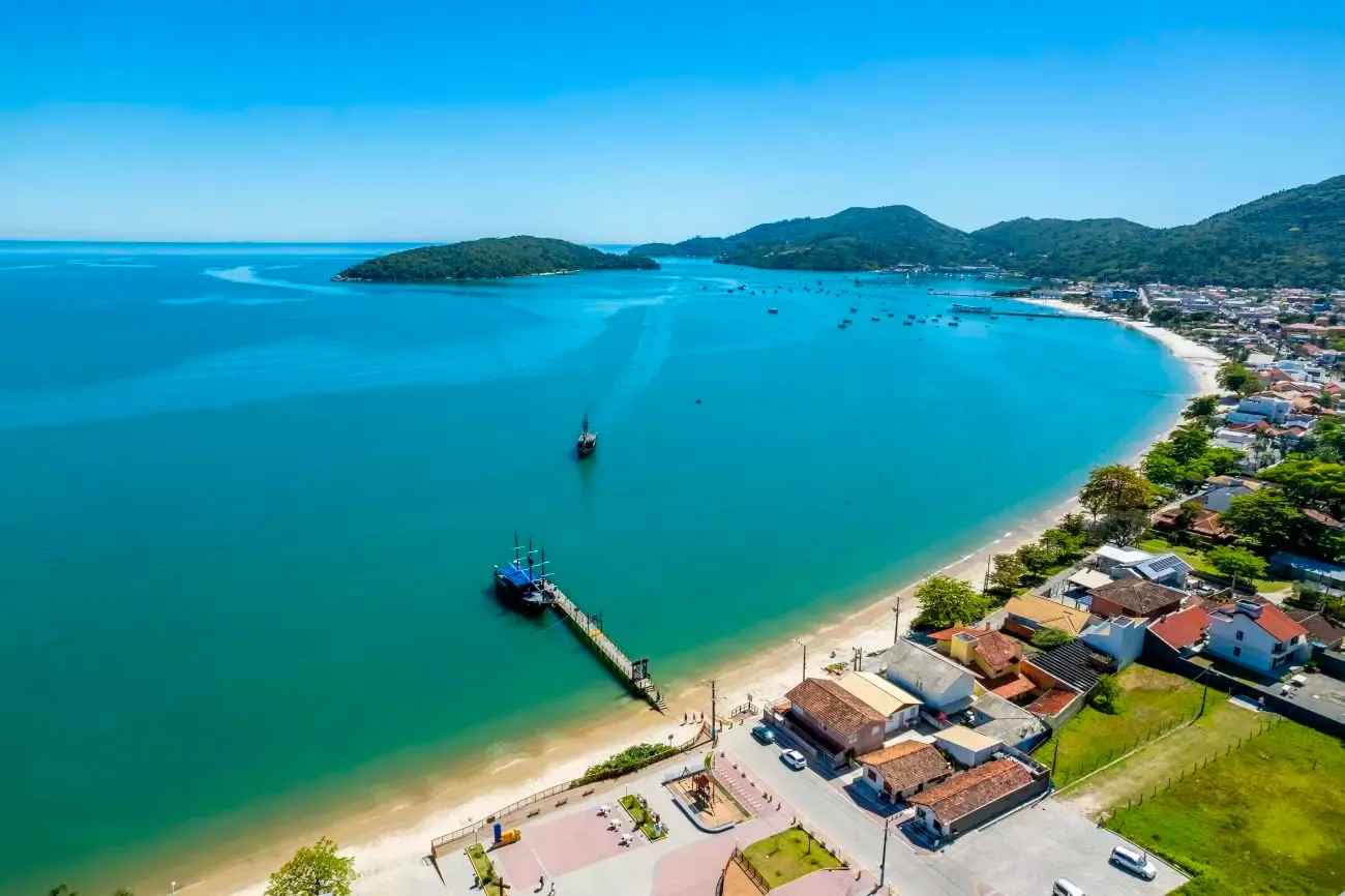 Bahía de Porto Belo y Costa Esmeralda
