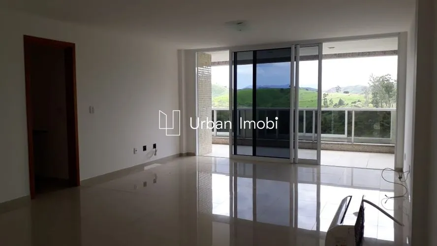 Amplo Apartamento 185m² com 3 Quartos e Lazer Completo no Bela Vist...
