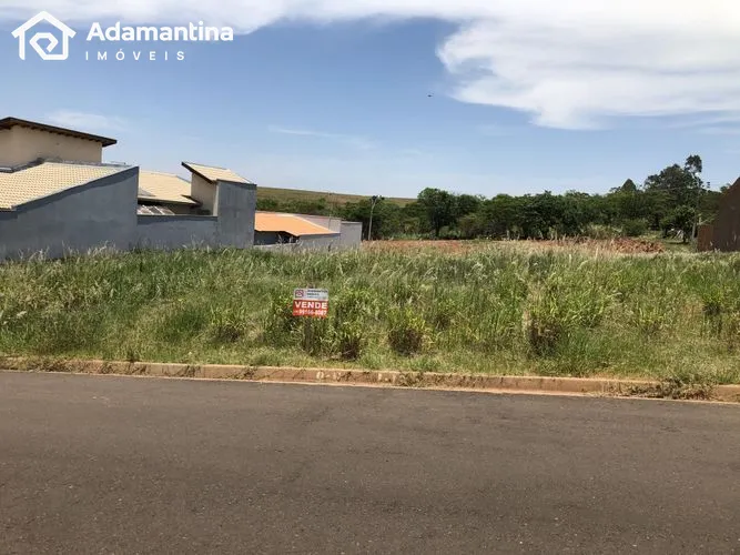 Terreno / Lote à venda bairro Residencial Barcelona em Adamantina, ...