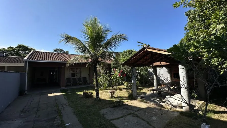 Casa quadra mar com 125,44m ² à venda por R$750.000,00 em Itapoá-SC