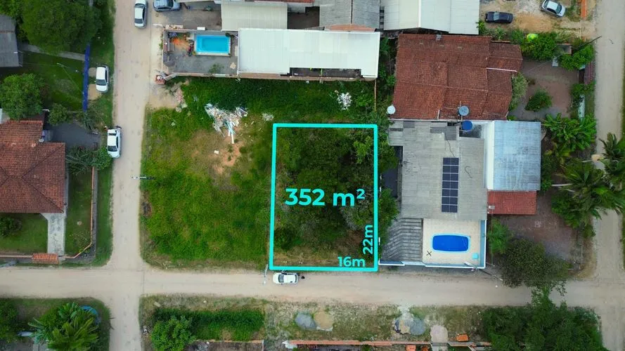 Terreno com 352m² à venda por R$148.400,00 em Itapoá-SC