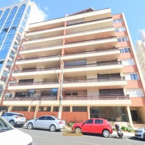 Apartamento com 269m², 4 dormitórios, 3 suítes, 2 vagas no Edificio Santa Helena em Torres para Comprar