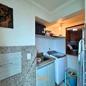 Apartamento com 91m², 2 dormitórios, 1 suíte, 1 vaga no Ed. Fenix Center em Torres para Comprar