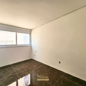 Apartamento com 119m², 3 dormitórios, 3 suítes, 2 vagas no La Vistara em Torres para Comprar