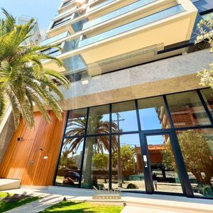 Apartamento com 78m², 2 dormitórios, 1 suíte, 1 vaga no Vista Mare em Torres para Comprar