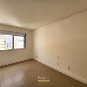 Apartamento com 85m², 2 dormitórios, 1 suíte, 1 vaga no San Pietro em Torres para Comprar