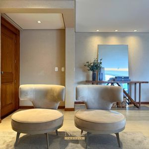 Apartamento com 180m², 3 dormitórios, 1 suíte, 2 vagas no Debret em Torres para Comprar