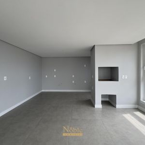 Apartamento com 108m², 3 dormitórios, 1 suíte, 2 vagas no Maui Residencial em Torres para Comprar