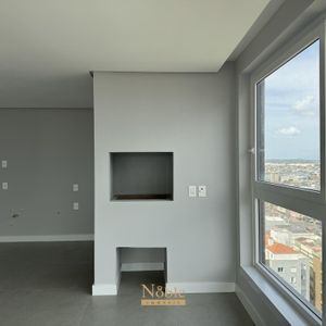 Apartamento com 108m², 3 dormitórios, 1 suíte, 2 vagas no Maui Residencial em Torres para Comprar