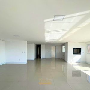 Apartamento com 212m², 4 dormitórios, 4 suítes, 3 vagas no Golden Tower em Torres para Comprar