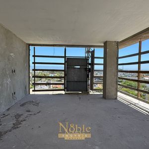 Apartamento com 108m², 3 dormitórios, 1 suíte, 2 vagas no Sun Haus em Torres para Comprar