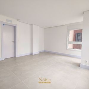 Apartamento com 135m², 3 dormitórios, 3 suítes, 2 vagas no Montalcino em Torres para Comprar