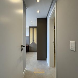 Apartamento com 90m², 2 dormitórios, 2 suítes, 2 vagas no Maui Residencial em Torres para Comprar