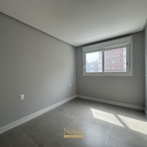 Apartamento com 90m², 2 dormitórios, 2 suítes, 2 vagas no Maui Residencial em Torres para Comprar