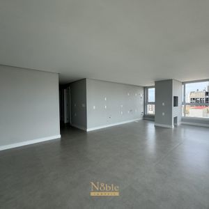 Apartamento com 102m², 3 dormitórios, 1 suíte, 2 vagas no Maui Residencial em Torres para Comprar