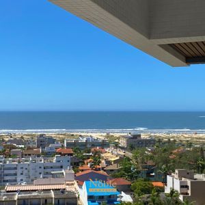 Apartamento com 93m², 2 dormitórios, 2 suítes, 2 vagas no Bella Vita em Torres para Comprar