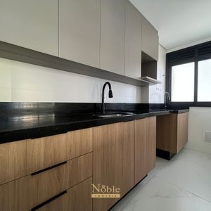 Apartamento com 110m², 3 dormitórios, 1 suíte, 2 vagas no LONDON em Torres para Comprar