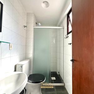 Apartamento com 61m², 2 dormitórios, 1 suíte, 1 vaga no Plaza Mayor em Torres para Comprar