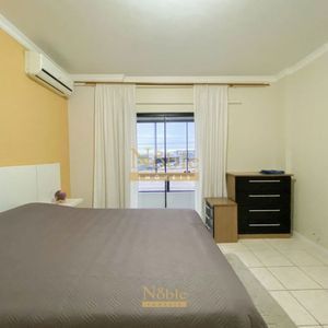 Apartamento com 120m², 3 dormitórios, 1 suíte, 1 vaga no Castelo Branco em Torres para Comprar