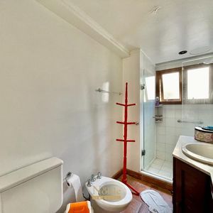 Apartamento com 185m², 4 dormitórios, 1 suíte, 2 vagas no Villa Tuchauah em Torres para Comprar