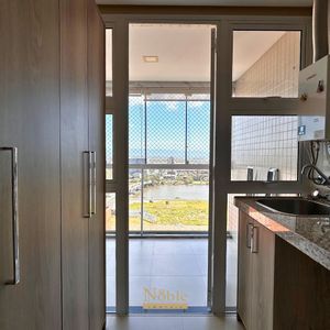 Apartamento com 101m², 2 dormitórios, 1 suíte, 2 vagas no Dom Raphael em Torres para Comprar