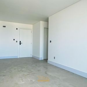 Apartamento com 89m², 2 dormitórios, 1 suíte, 2 vagas no Vista Mare em Torres para Comprar