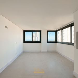 Apartamento com 78m², 2 dormitórios, 1 suíte, 1 vaga no Vista Mare em Torres para Comprar
