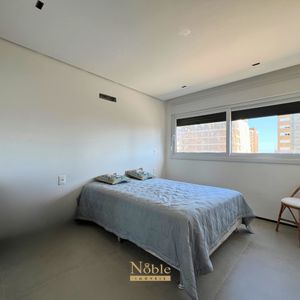 Apartamento com 110m², 3 dormitórios, 1 suíte, 2 vagas no Più Belle Residencial em Torres para Comprar