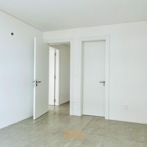 Apartamento com 142m², 3 dormitórios, 3 suítes, 2 vagas no Voga em Torres para Comprar
