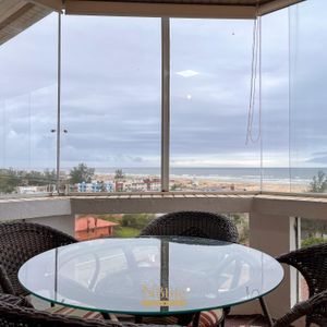 Apartamento com 150m², 3 dormitórios, 1 suíte, 2 vagas no Pousada do Sol em Torres para Comprar