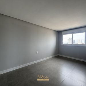 Apartamento com 102m², 3 dormitórios, 1 suíte, 2 vagas no Maui Residencial em Torres para Comprar