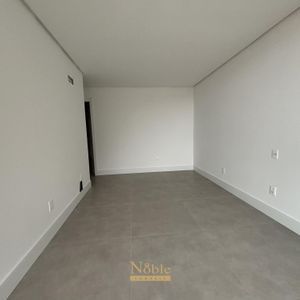 Apartamento com 88m², 2 dormitórios, 2 suítes, 2 vagas no Aura em Torres para Comprar