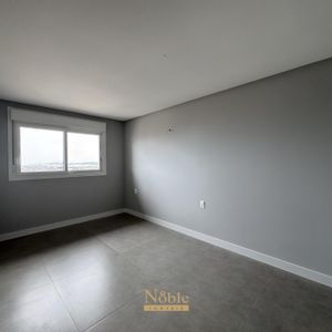 Apartamento com 77m², 2 dormitórios, 1 suíte, 2 vagas no Maui Residencial em Torres para Comprar