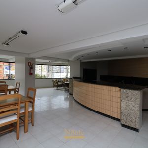Apartamento com 157m², 3 dormitórios, 1 suíte, 2 vagas no Torre do Sol em Torres para Comprar