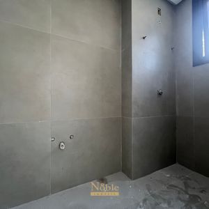 Apartamento com 92m², 2 dormitórios, 2 suítes, 1 vaga no Rosa dos Ventos em Torres para Comprar
