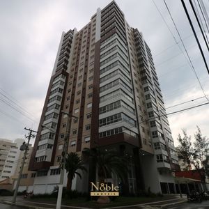 Apartamento com 109m², 3 dormitórios, 1 suíte, 2 vagas no San Pietro em Torres para Comprar