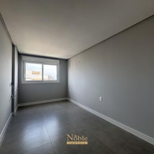 Apartamento com 102m², 3 dormitórios, 1 suíte, 2 vagas no Maui Residencial em Torres para Comprar