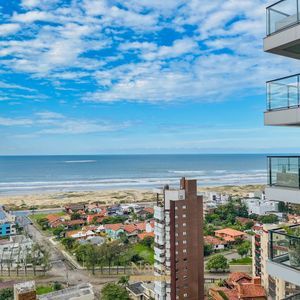 Apartamento com 142m², 3 dormitórios, 3 suítes, 2 vagas no Voga em Torres para Comprar