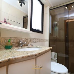 Apartamento com 157m², 3 dormitórios, 1 suíte, 2 vagas no Torre do Sol em Torres para Comprar