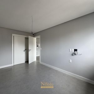 Apartamento com 50m², 1 dormitório, 1 suíte, 2 vagas no Maui Residencial em Torres para Comprar
