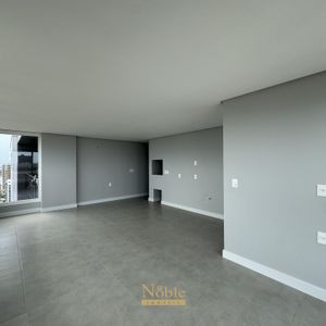 Apartamento com 77m², 2 dormitórios, 1 suíte, 2 vagas no Maui Residencial em Torres para Comprar