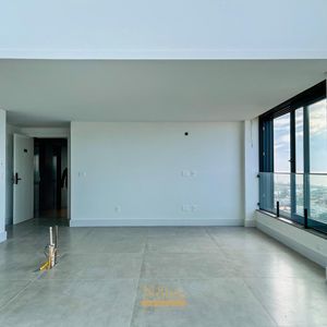 Apartamento com 142m², 3 dormitórios, 3 suítes, 2 vagas no Voga em Torres para Comprar