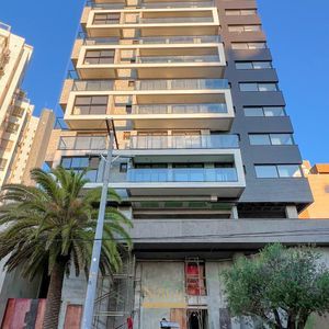 Apartamento com 78m², 2 dormitórios, 1 suíte, 2 vagas no Vista Mare em Torres para Comprar